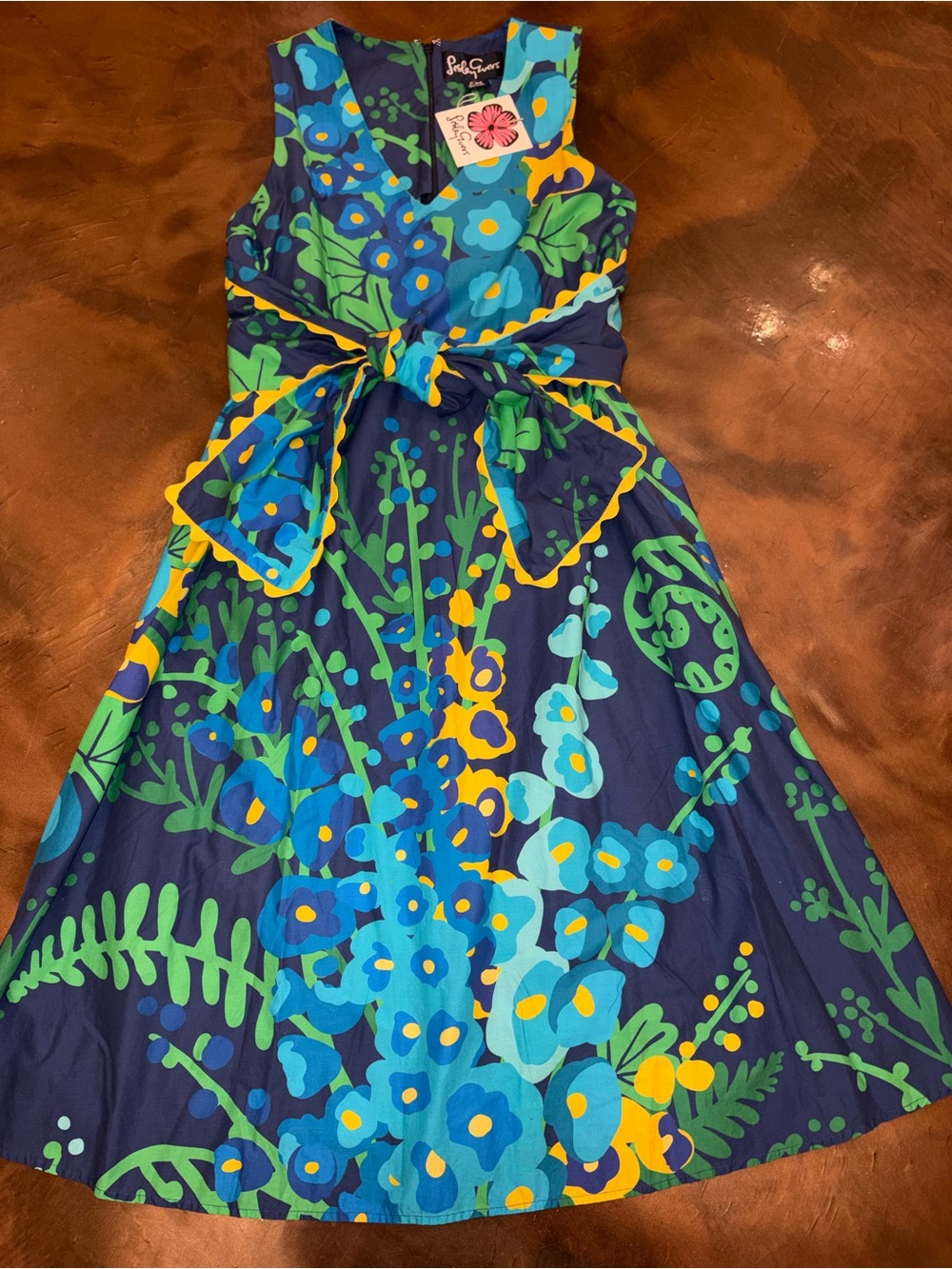 Lesley Evers Sleeveless V-Neck Floral Fit & Flare Dress in Navy and Blue NWT - Picture 3 of 5